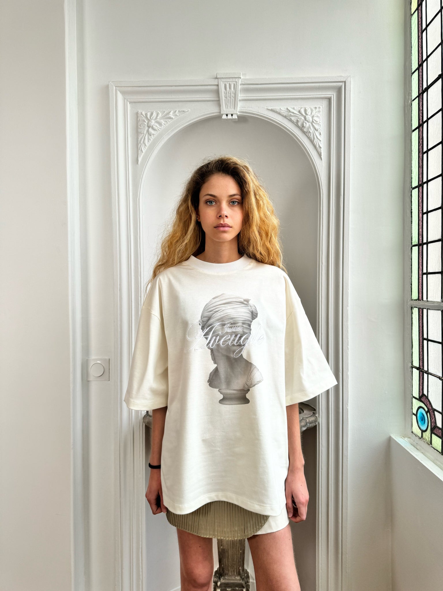 T-shirt White Bust Marble